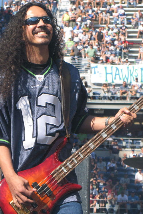 Photo of Mike Inez
