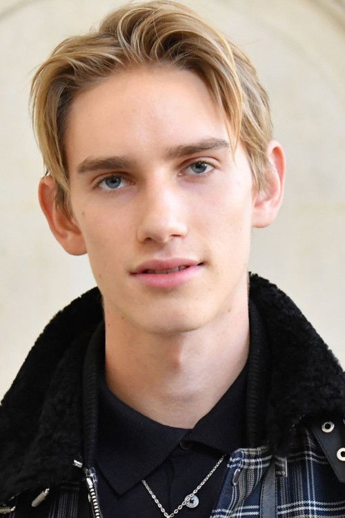 Photo of Levon Hawke