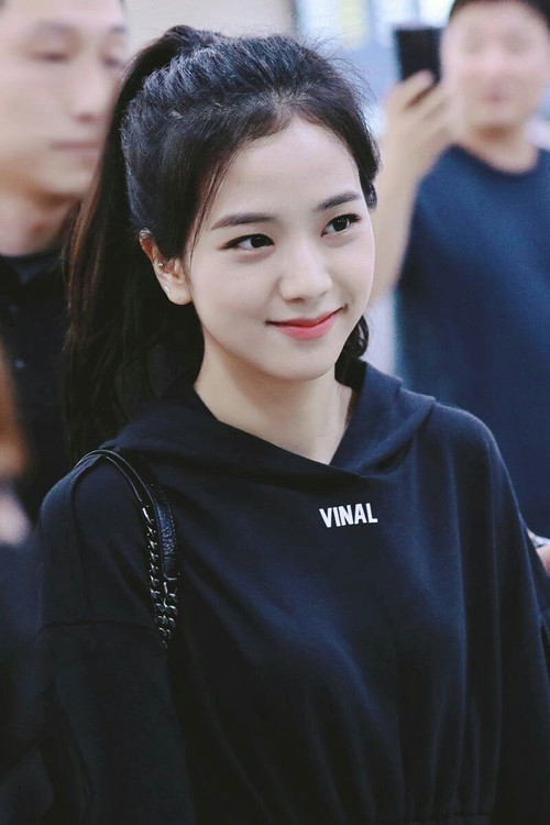 Photo of JISOO