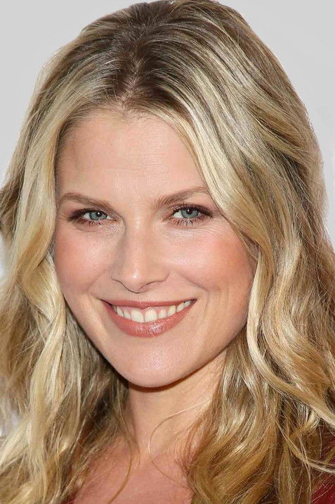 Photo of Ali Larter