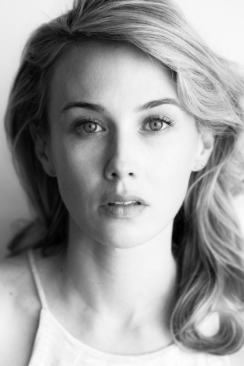 Photo of Wynn Everett