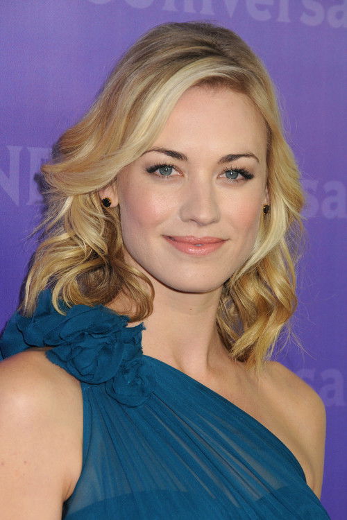 Photo of Yvonne Strahovski