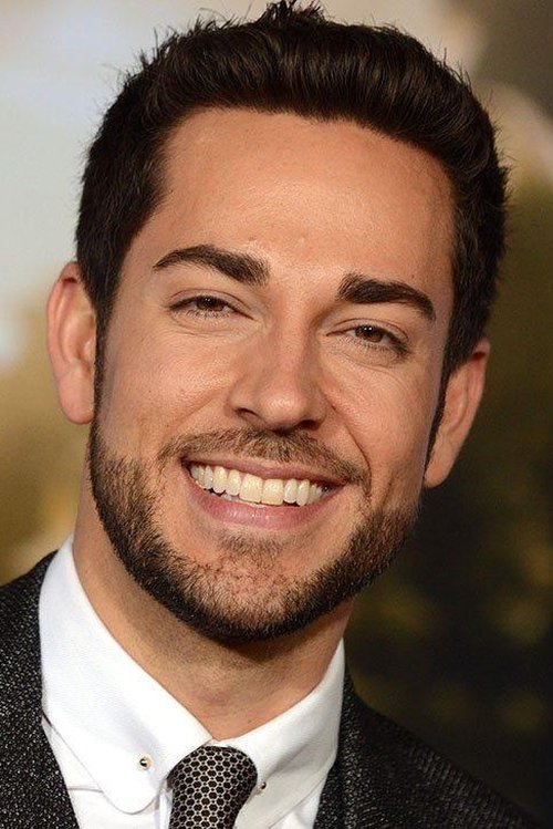 Photo of Zachary Levi