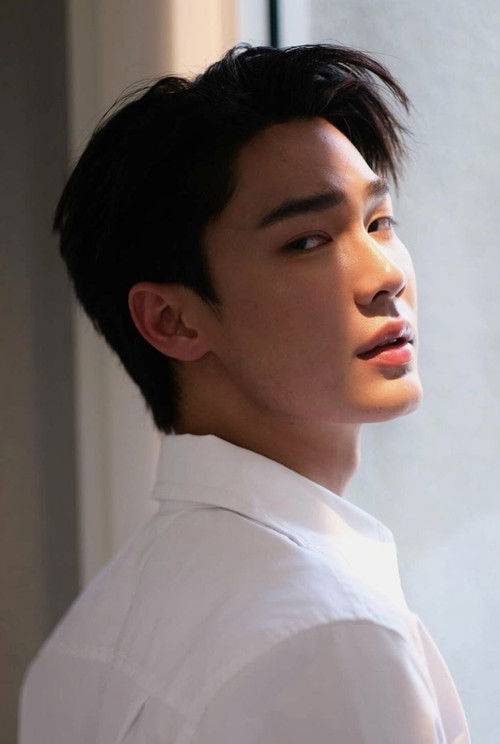 Photo of Jirawat Sutivanichsak