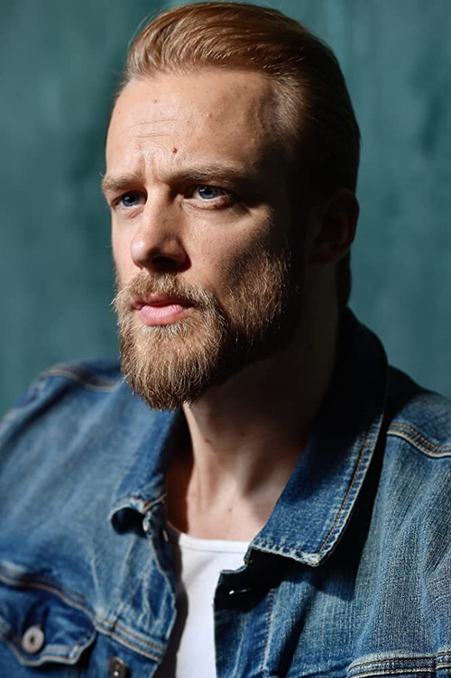 Photo of Bradley Dodds