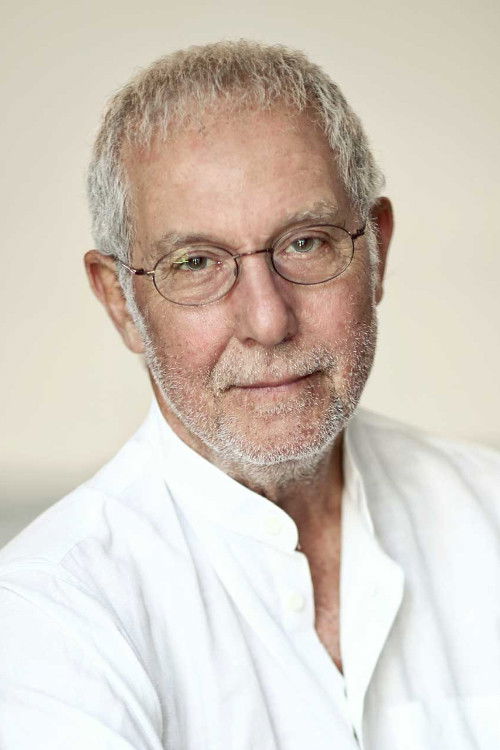 Photo of İlhan Şeşen