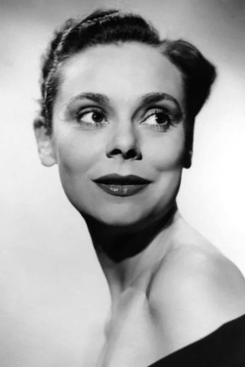 Photo of Irene Worth