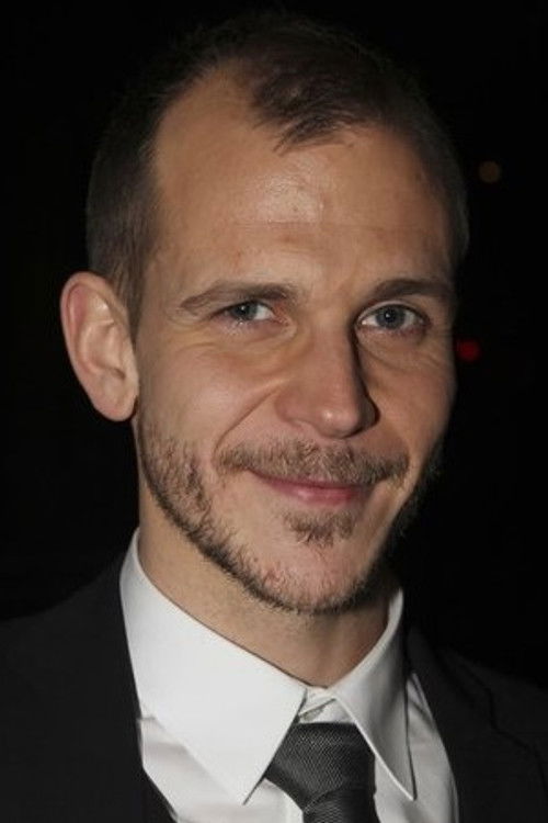 Photo of Gustaf Skarsgård