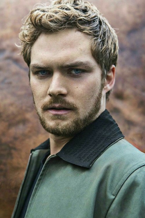 Photo of Finn Jones