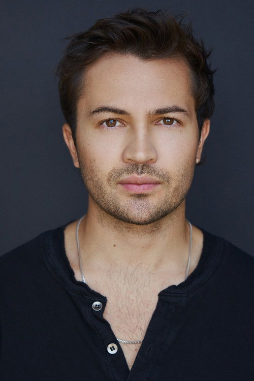 Photo of Taylor Gray