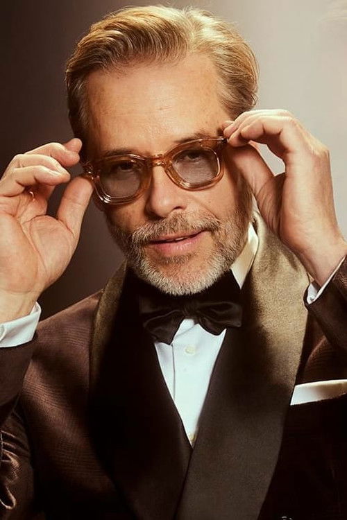 Photo of Guy Pearce