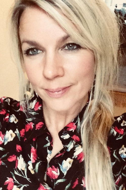 Photo of Mia Maria Back