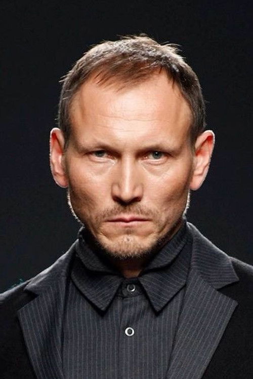 Photo of Peter Nikolas