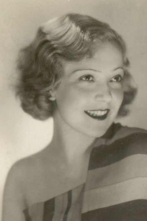 Photo of Mártha Eggerth