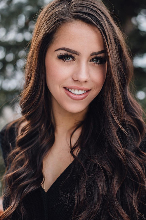 Photo of Alina Lopez