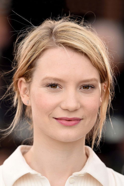 Photo of Mia Wasikowska