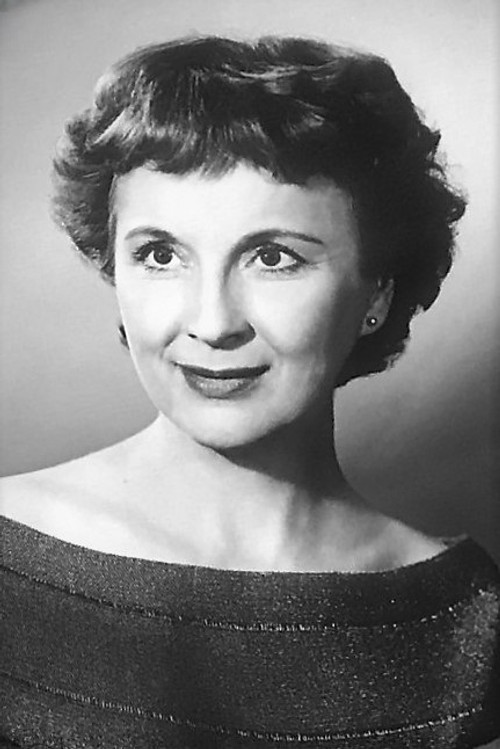 Photo of Diana Wynyard