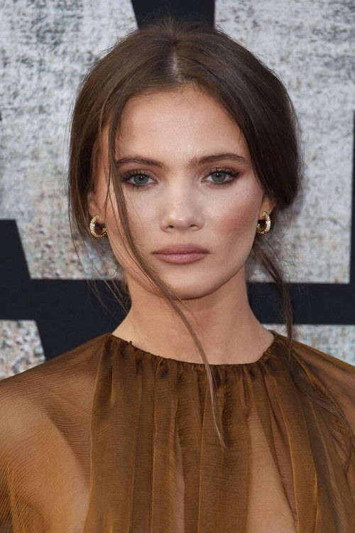 Photo of Freya Allan