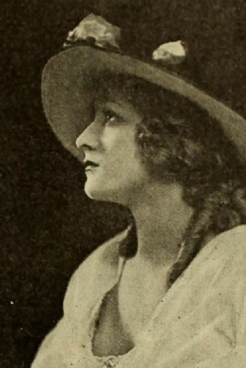 Photo of Grace Darmond
