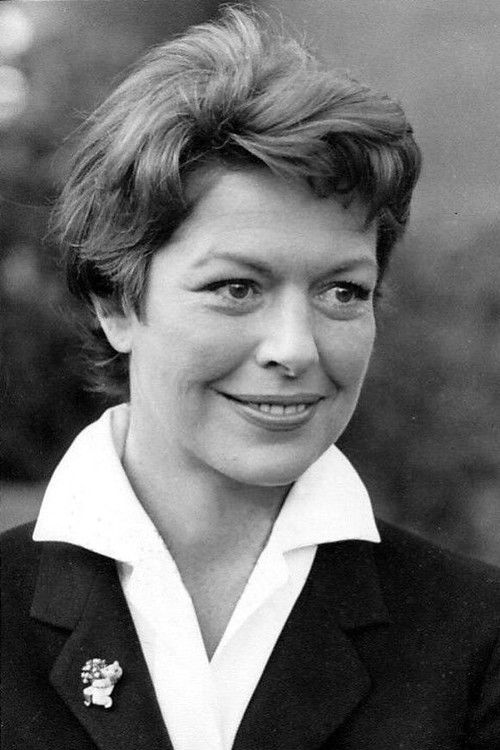 Photo of Madeleine Robinson