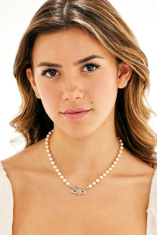 Photo of Scarlett Estevez