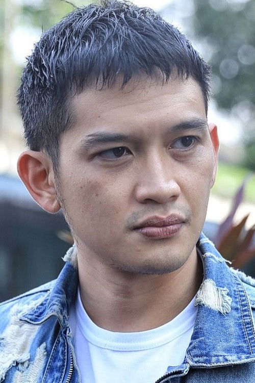 Photo of Rezky Aditya
