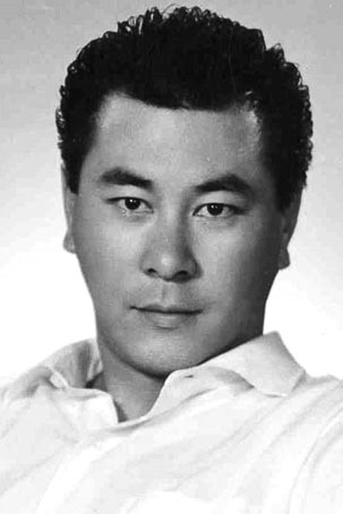Photo of Roy Chiao