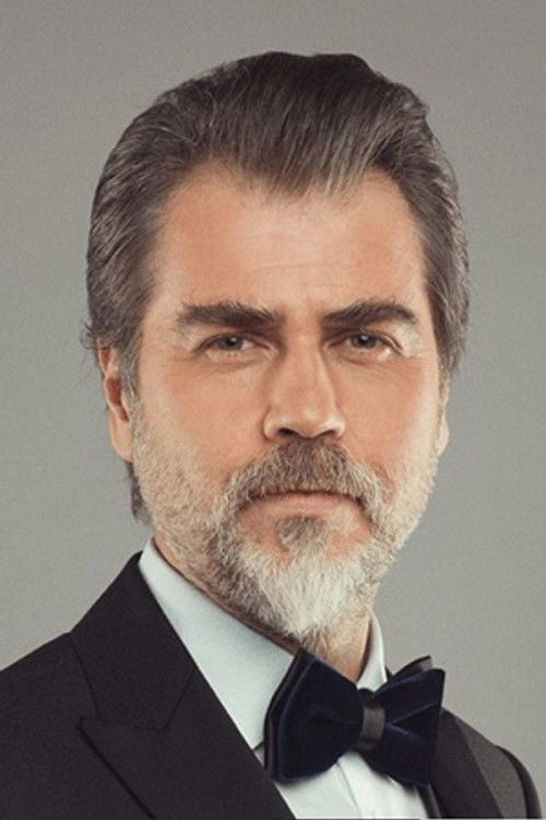 Photo of Serhat Tutumluer