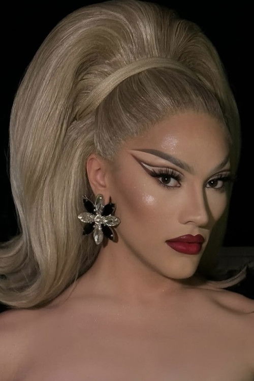 Photo of Jewels Sparkles