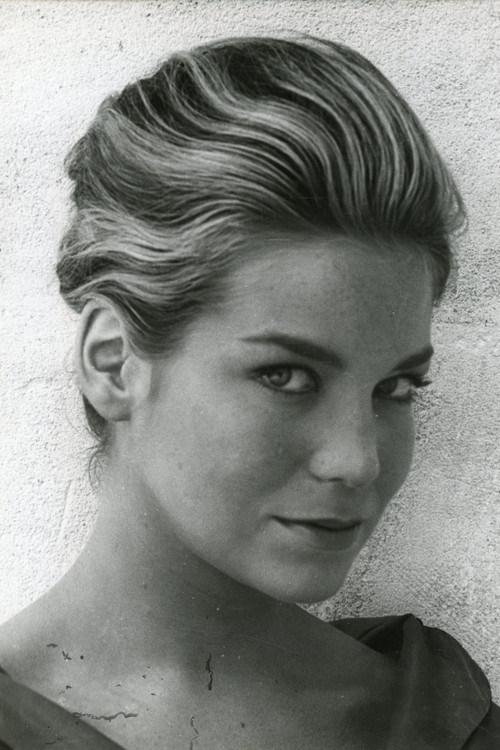 Photo of Alexandra Stewart