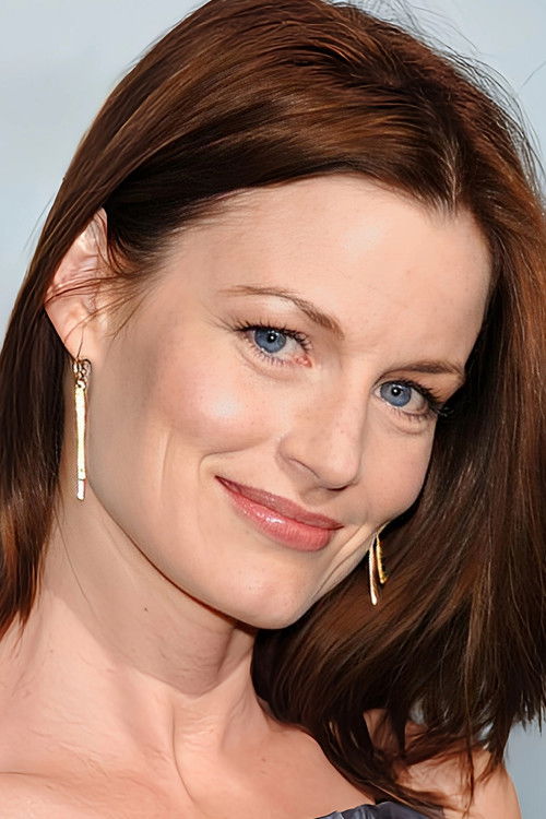 Photo of Laura Leighton