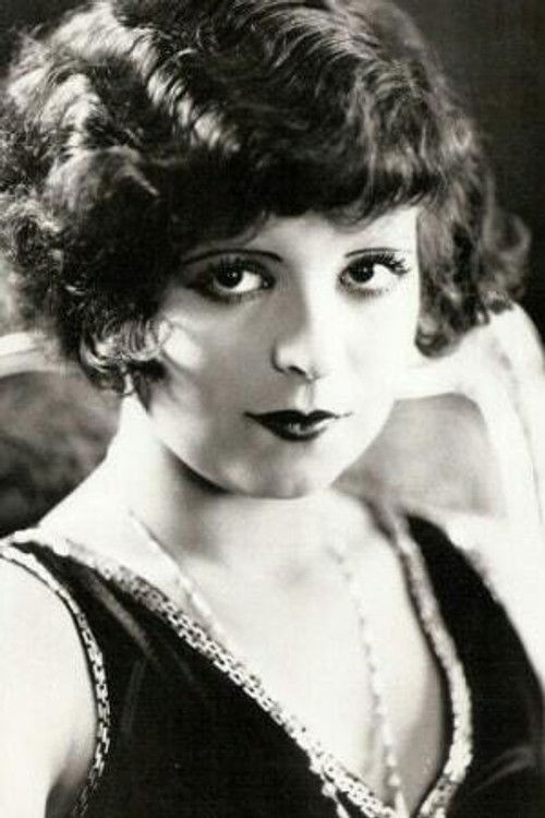 Photo of Clara Bow