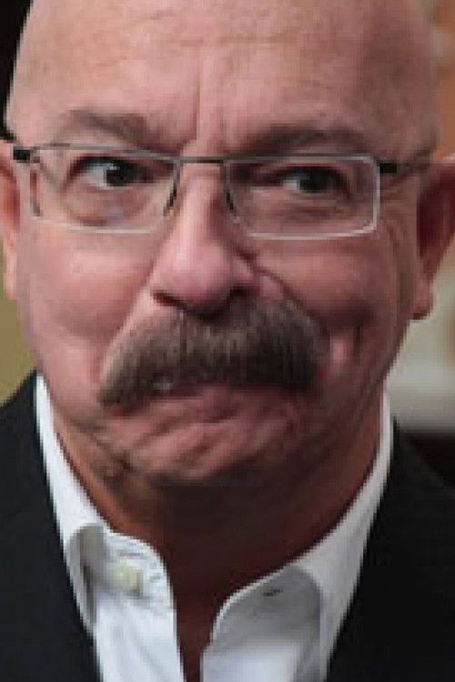 Photo of Andrés Bustamante