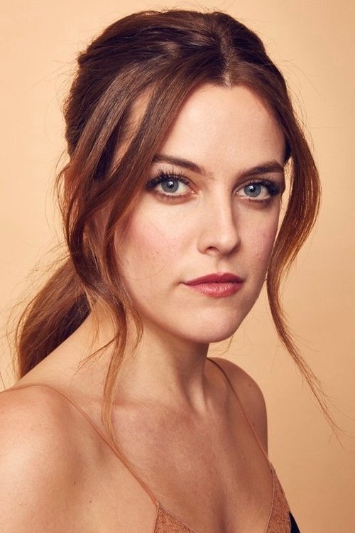 Photo of Riley Keough