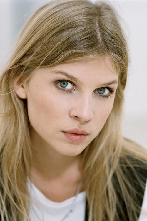 Photo of Clémence Poésy
