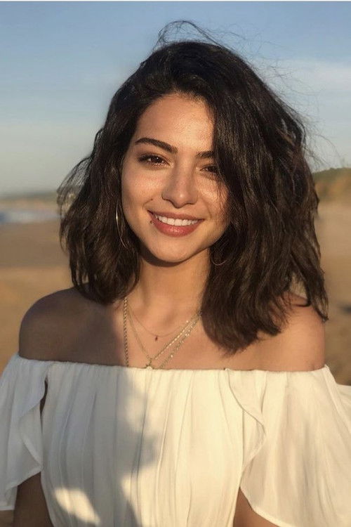 Photo of Melisa Aslı Pamuk