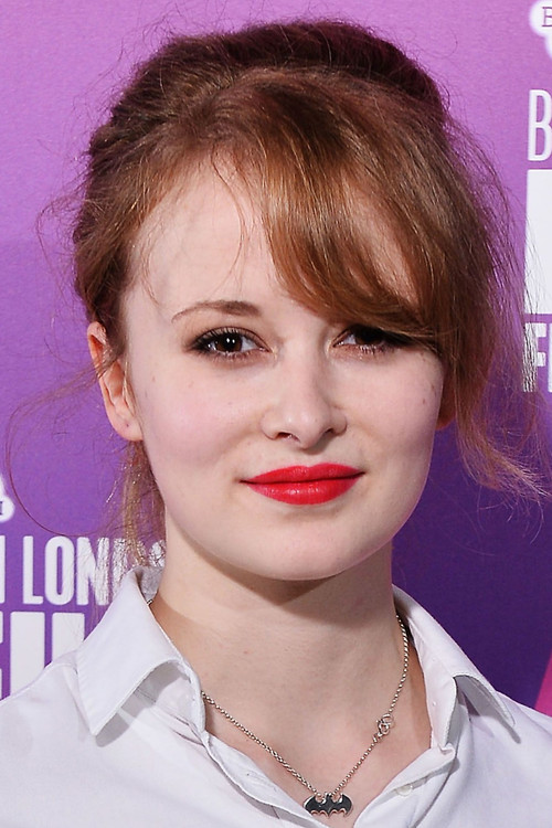 Photo of Shannon Tarbet