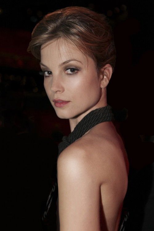 Photo of Sylvia Hoeks