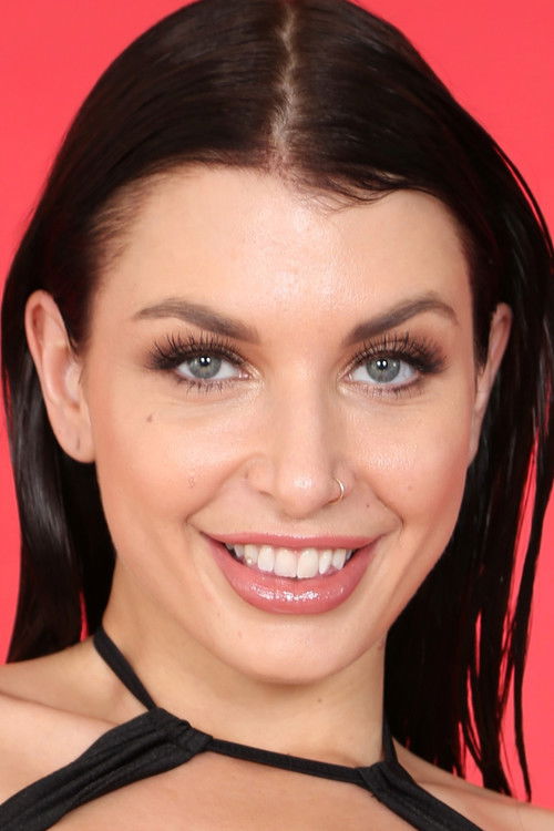 Photo of Ivy Lebelle