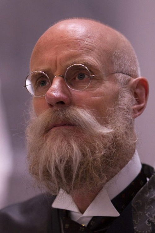 Photo of Matt Frewer