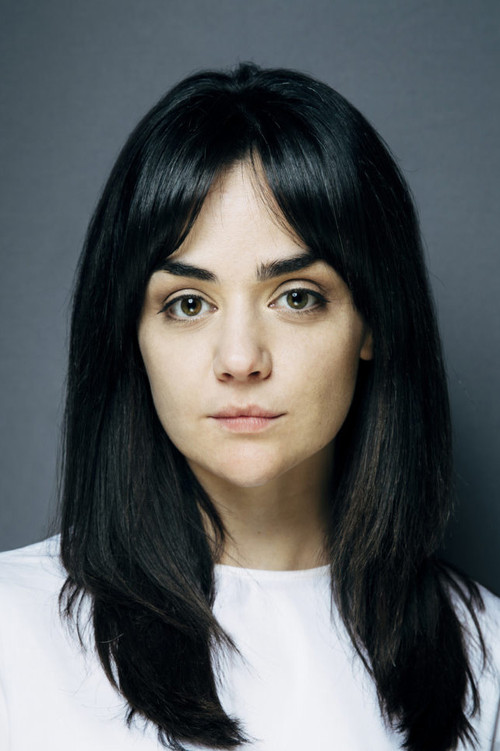 Photo of Hayley Squires