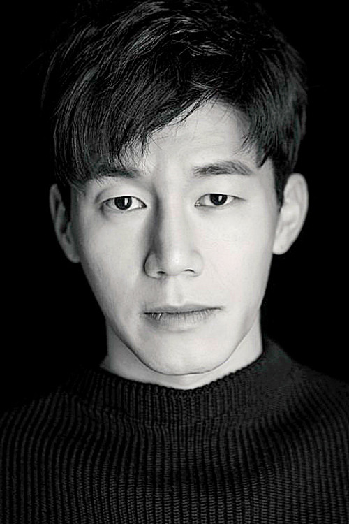 Photo of Kim Moo-yul