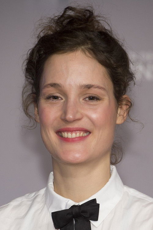 Photo of Vicky Krieps