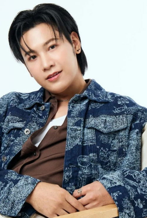 Photo of Prachaya Ruangroj