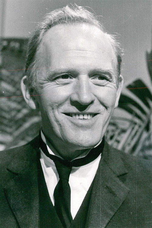 Photo of Gordon Jackson