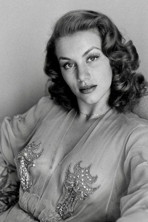 Photo of Linda Christian