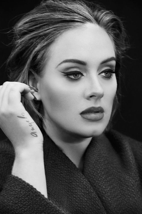 Photo of Adele