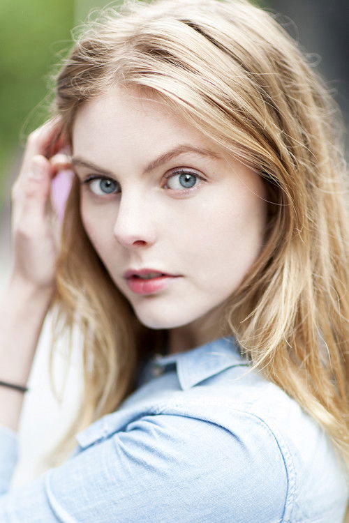 Photo of Nell Hudson
