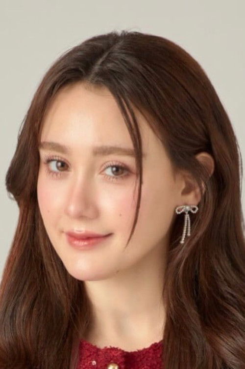 Photo of Charisar Oldham