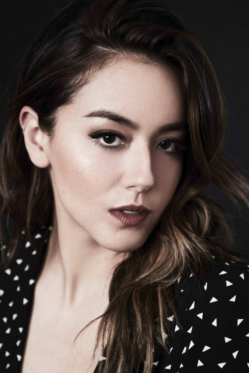 Photo of Chloe Bennet